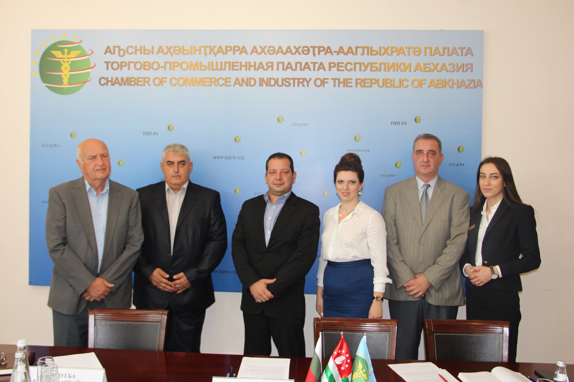 وصل خبراء بلغاريين إلى  جمهورية أبخازيا في زيارة تعارفية .
