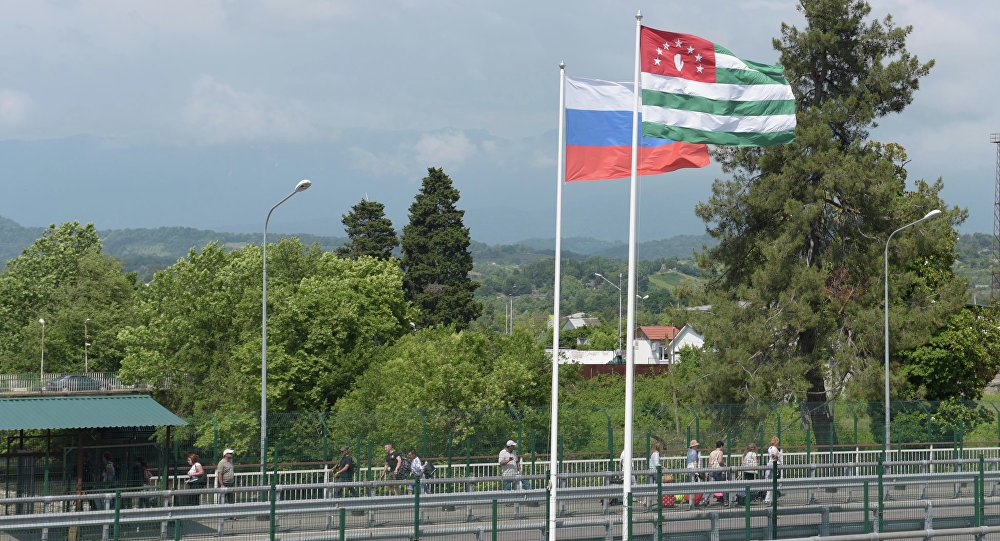 مع بداية 2018 السماح بعبور الحدود الروسية بالجواز الأبخازي الداخلي الأخضر بنسخته الجديدة .