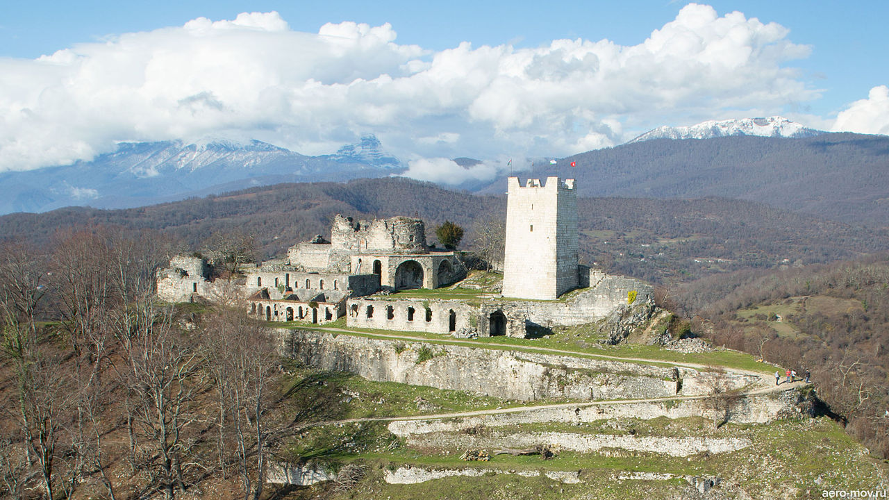 قلعة أناكوبيا في أبخازيا.